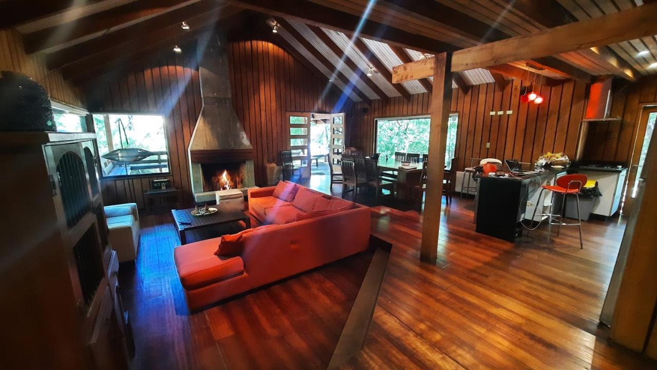 Agradable Casa Cerca De Las Termas De Chillan ลัสตรันกัส ภายนอก รูปภาพ